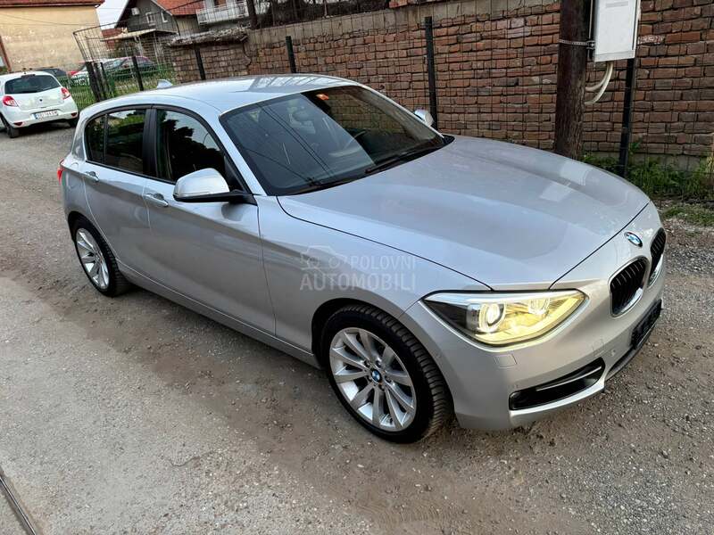BMW 118 sport/CH/NAVl