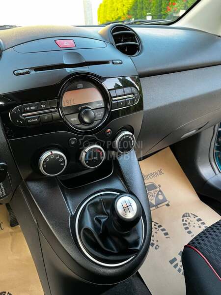 Mazda 2 GTA