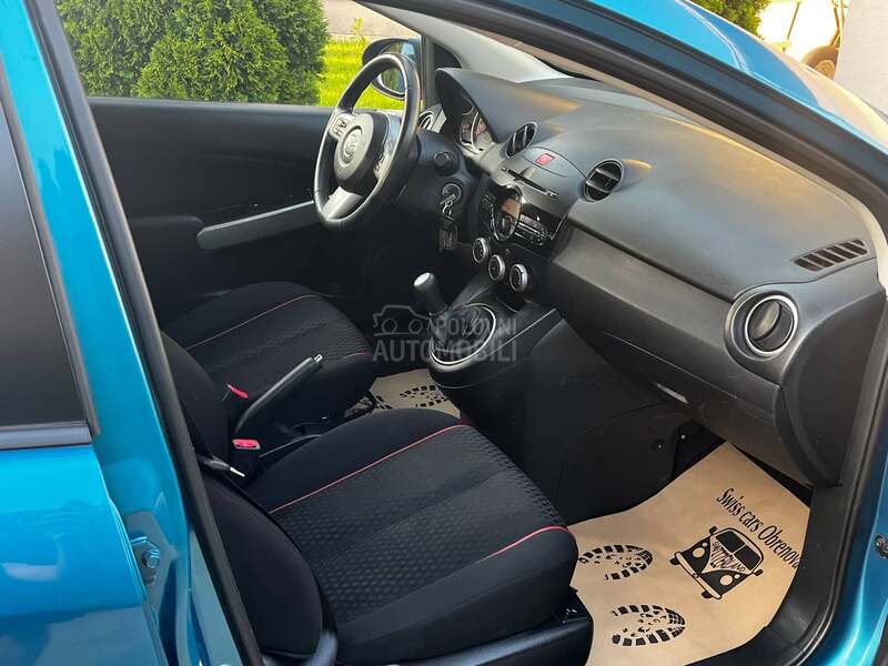 Mazda 2 GTA