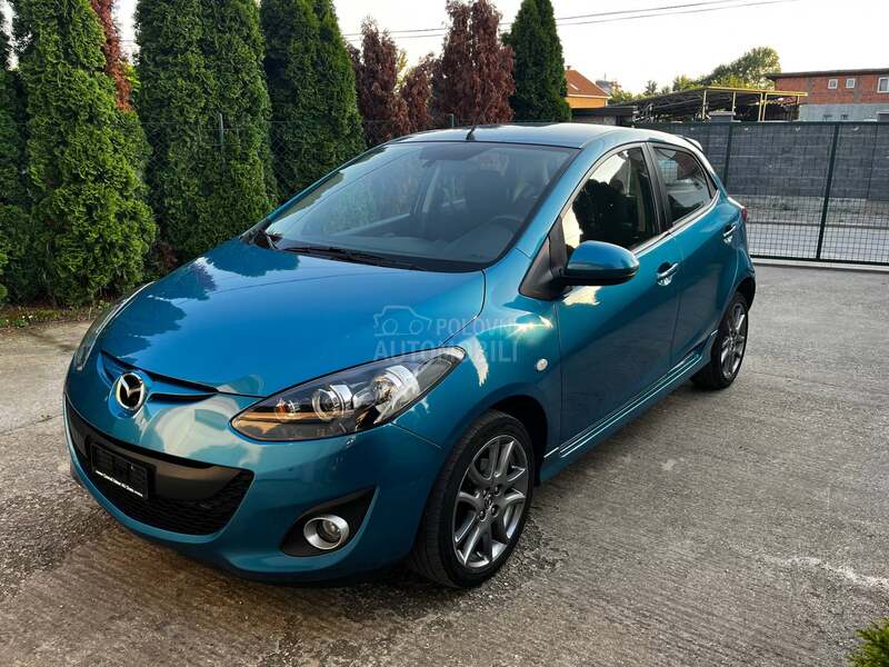 Mazda 2 GTA