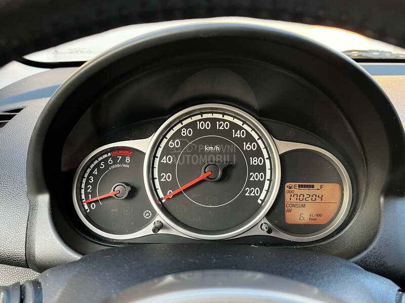 Mazda 2 GTA