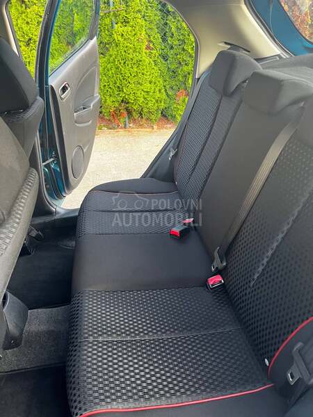 Mazda 2 GTA