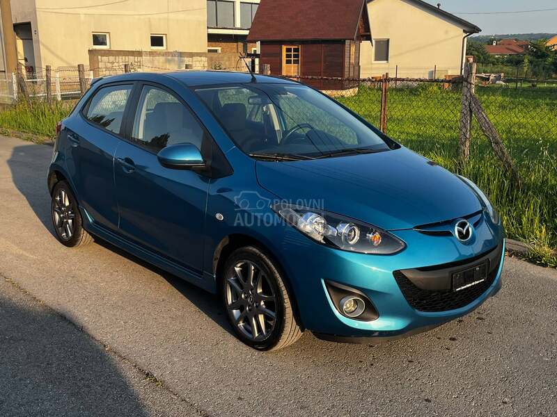 Mazda 2 GTA