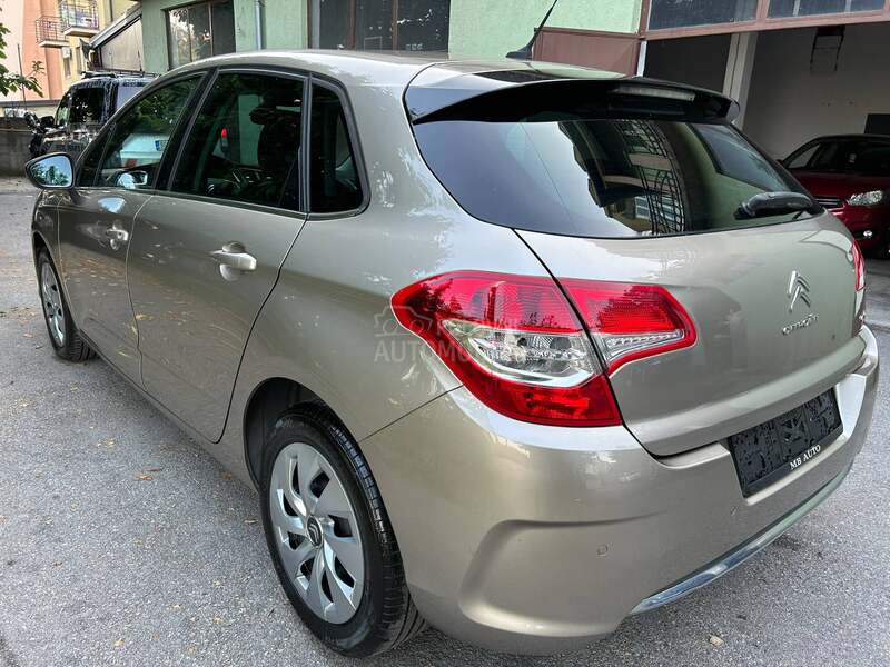 Citroen C4 1.4 atraction