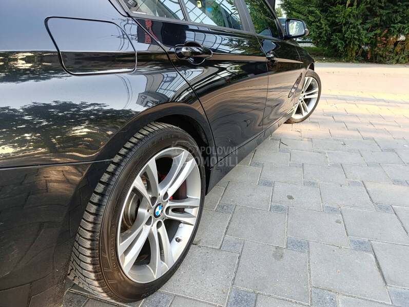 BMW 318 2.0D NAV//T.O.P