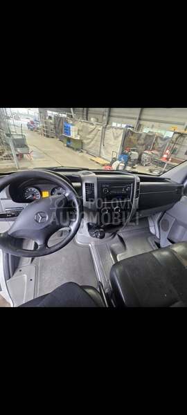Mercedes Benz Sprinter 