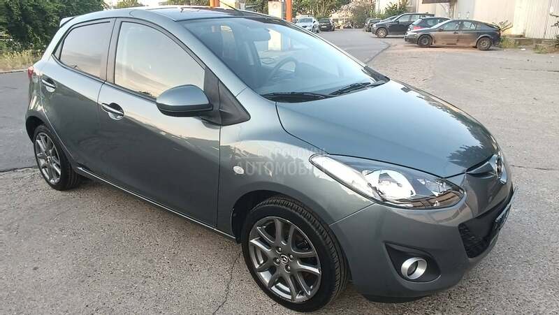Mazda 2 1.3 MZ TAKUMI II NAV