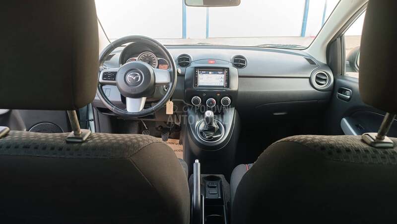 Mazda 2 1.3 MZ TAKUMI II NAV