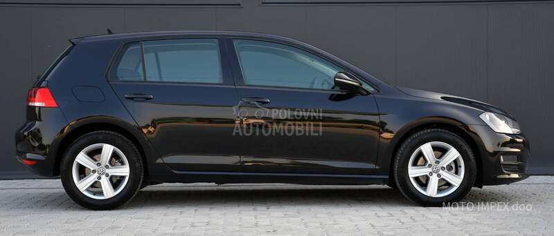 Volkswagen Golf 7 1.4TSI /NAV/DSG/CH