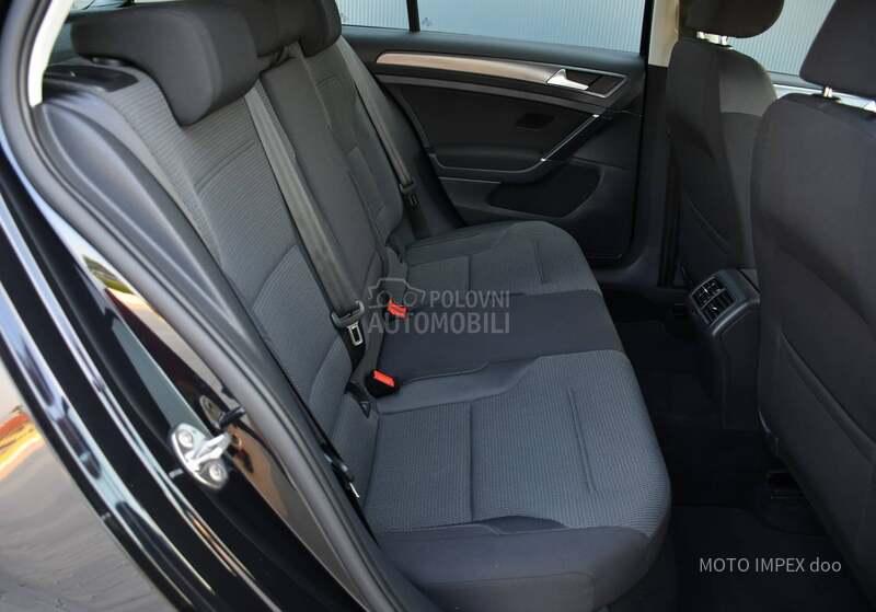 Volkswagen Golf 7 1.4TSI /NAV/DSG/CH