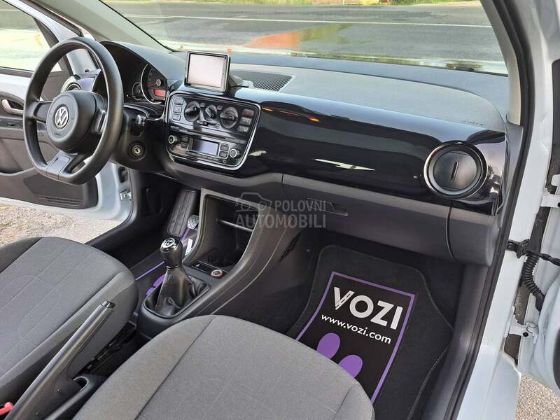Volkswagen up! Metan,nav,panor