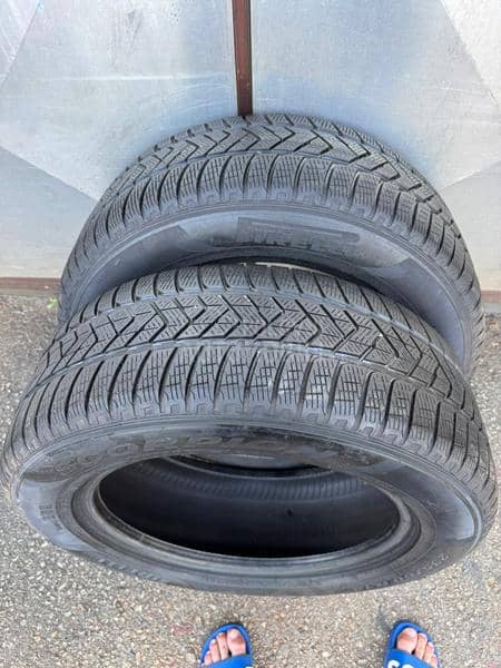 Pirelli 235/60 R18 Zimska
