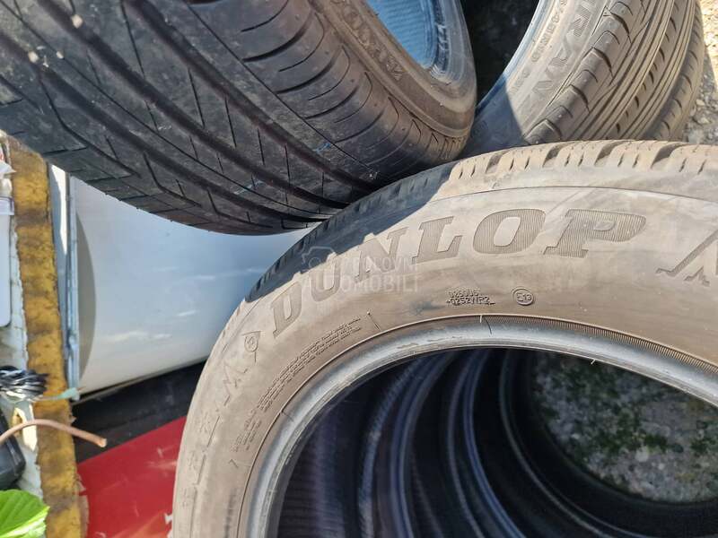 Dunlop 235/60 R18 Sve sezone