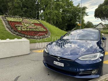 Tesla Model S 75D