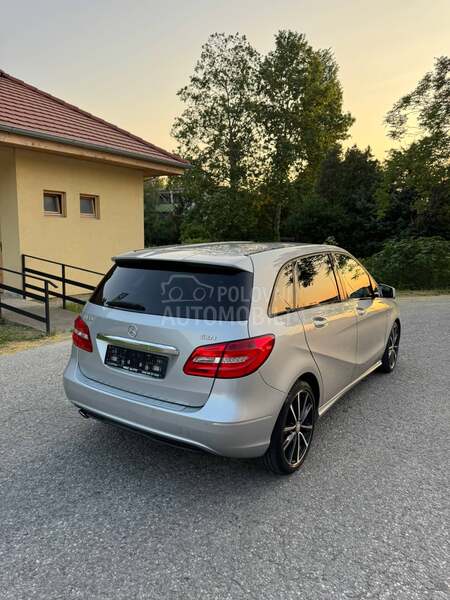 Mercedes Benz B 180 CDI/0RG. K.M/XEN0N/