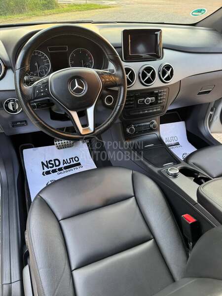 Mercedes Benz B 180 CDI/0RG. K.M/XEN0N/