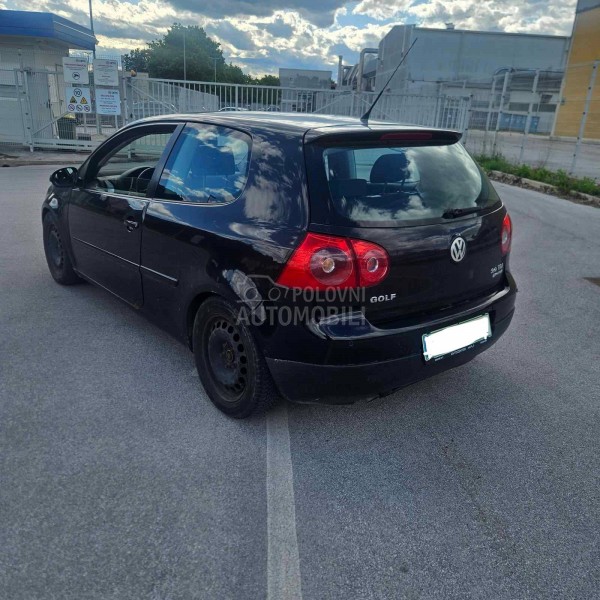 Delovi za Volkswagen Golf 5