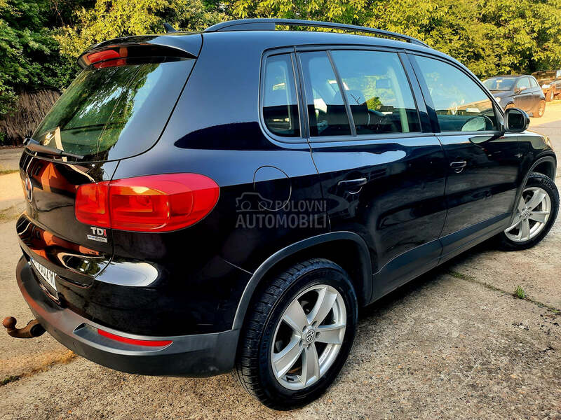 Volkswagen Tiguan V. servis Reg Gume