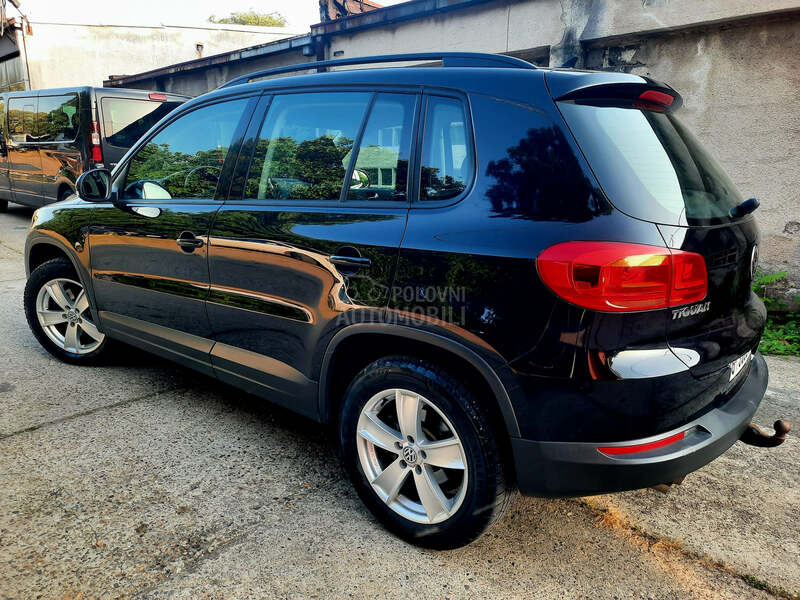 Volkswagen Tiguan V. servis Reg Gume