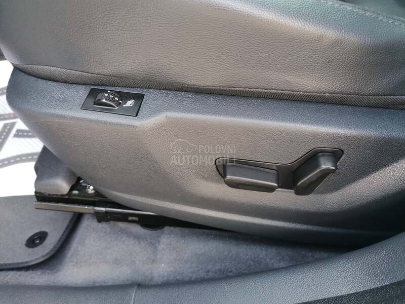Peugeot 3008 2.0hdi HIBRID 4x4 CH
