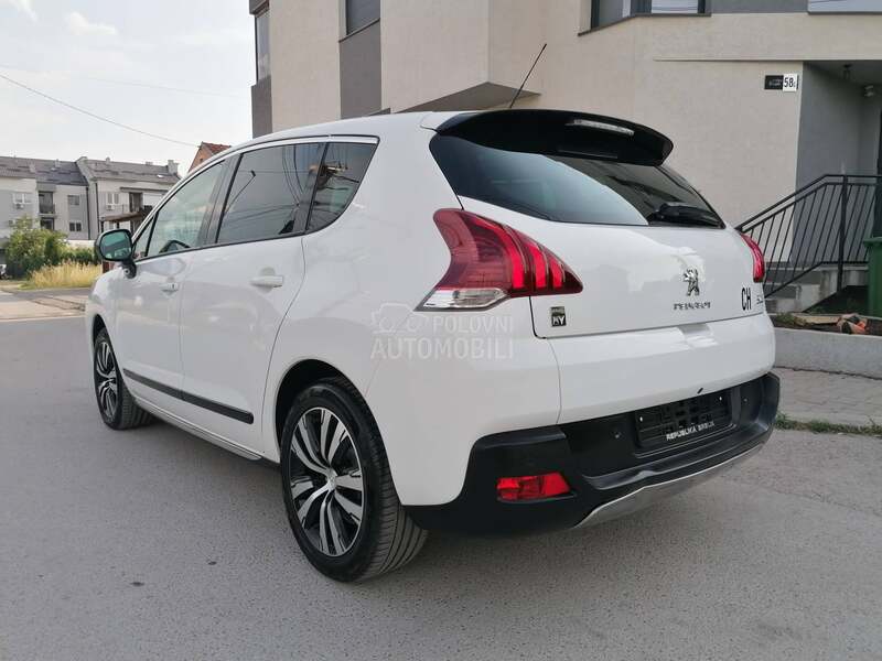 Peugeot 3008 2.0hdi HIBRID 4x4 CH