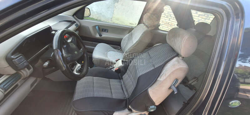 Land Rover Freelander 