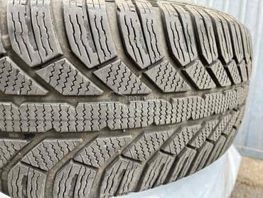 Semperit 215/60 R16 Zimska