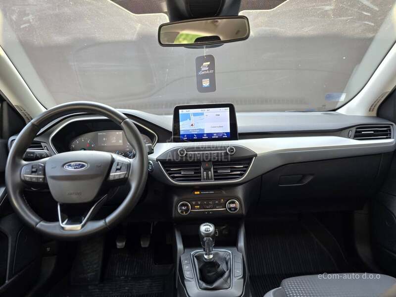 Ford Focus 1.0 SW  TITANIUM