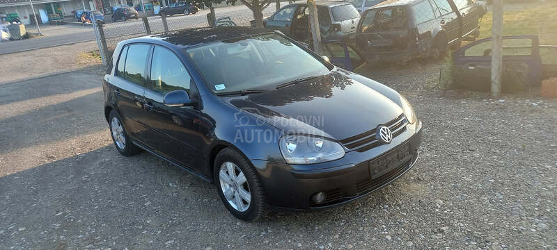 Volkswagen Golf 5 1.9 TDI 5V