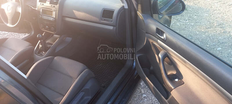 Volkswagen Golf 5 1.9 TDI 5V