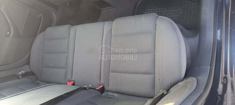 Volkswagen Golf 5 1.9 TDI 5V