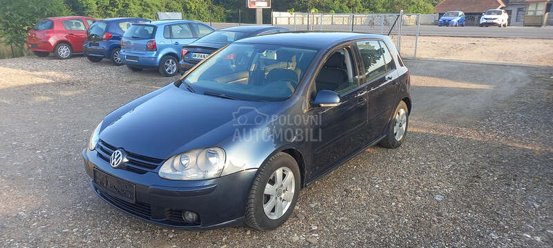 Volkswagen Golf 5 1.9 TDI 5V