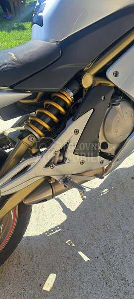 Kawasaki er6f