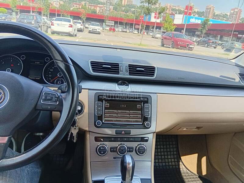 Volkswagen Passat B7 COMFORT 2.0 TDI DSG