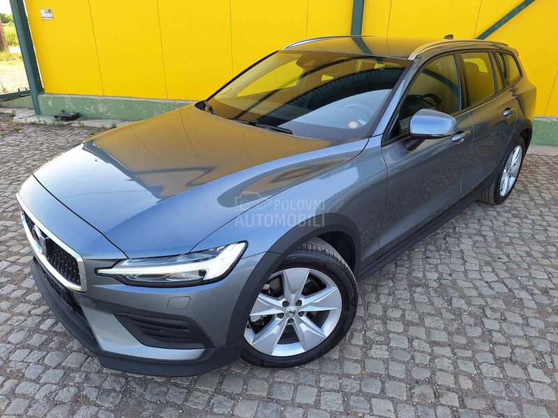 Volvo V60 Cross Country NO.V AU.TO/VIRT/4x4