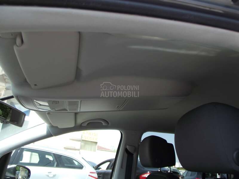 Volkswagen Touran 1.4 TSI ME.TAN NOV