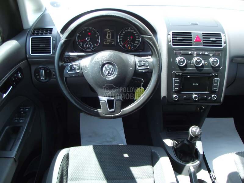 Volkswagen Touran 1.4 TSI ME.TAN NOV