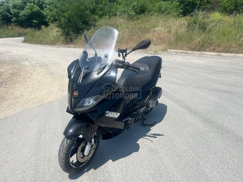 Gilera nexus