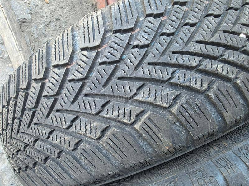 Continental 195/65 R15 Sve sezone