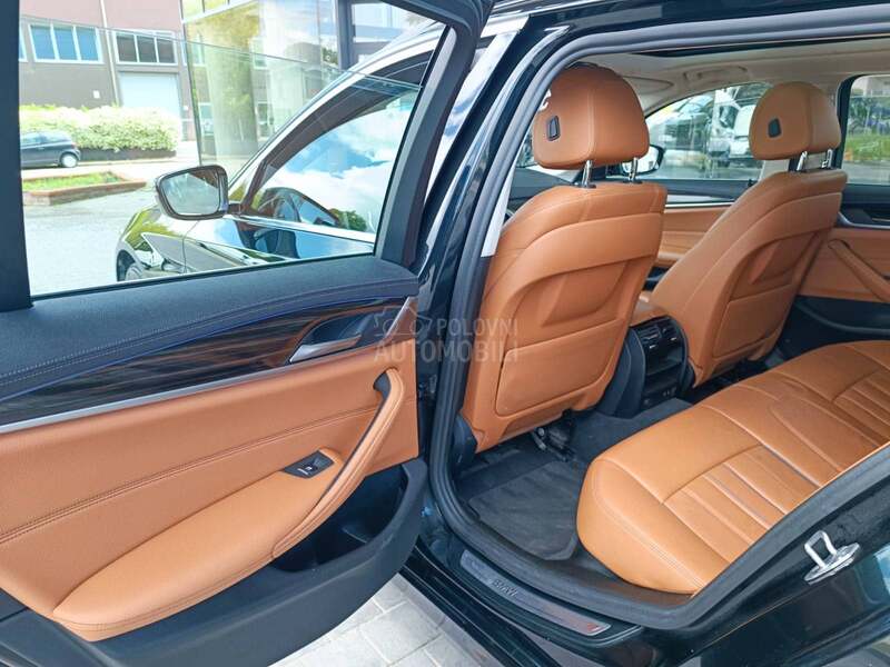 BMW 520 2.0 VIRT/PANO/MILD-H