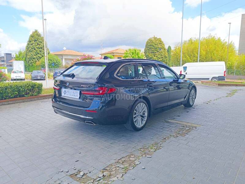 BMW 520 2.0 VIRT/PANO/MILD-H