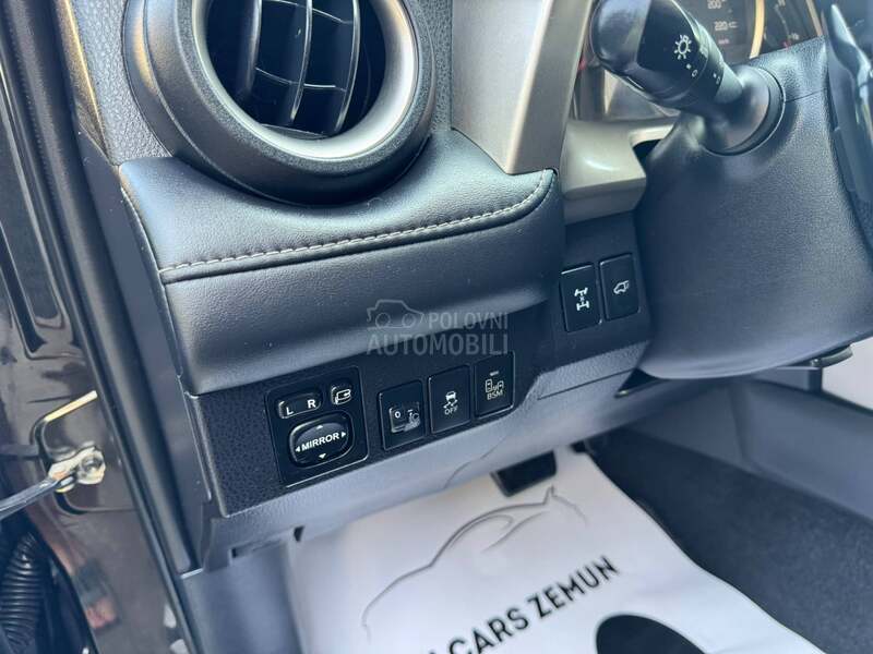Toyota RAV 4 SPORT 4x4 MATIK CH