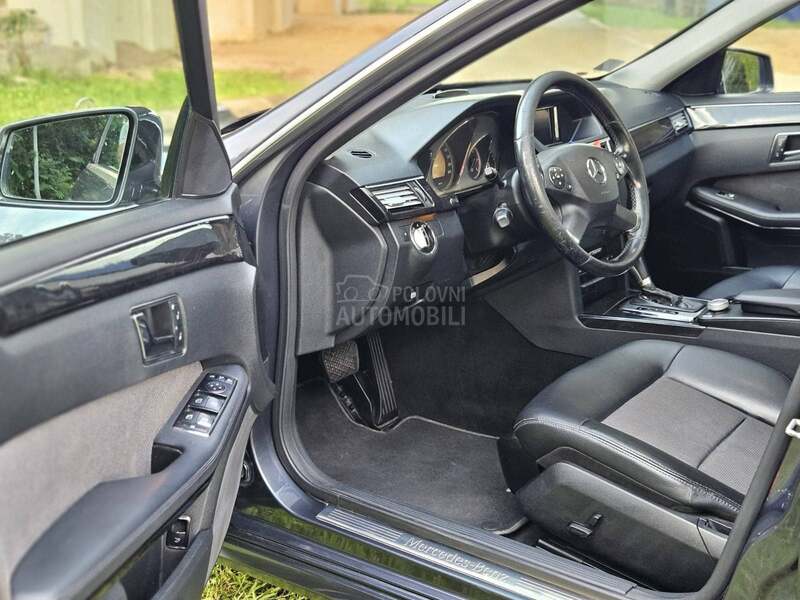 Mercedes Benz E 220 Avantgarde