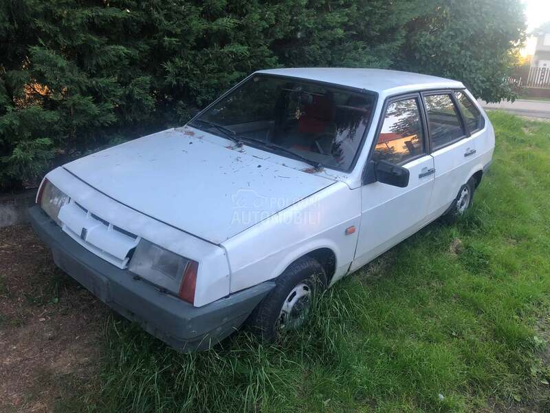 Lada Samara 