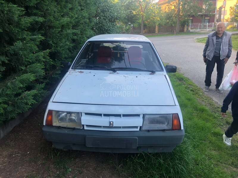 Lada Samara 