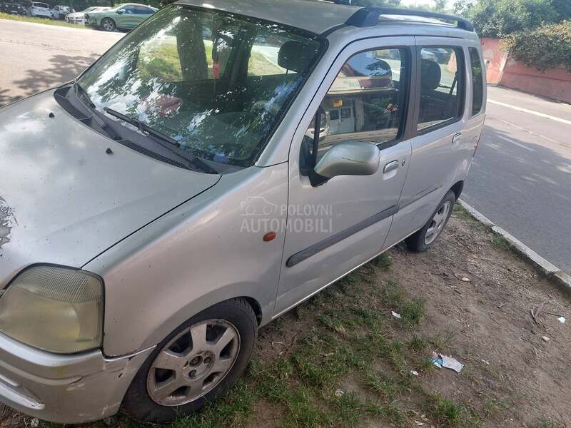 Opel Agila 