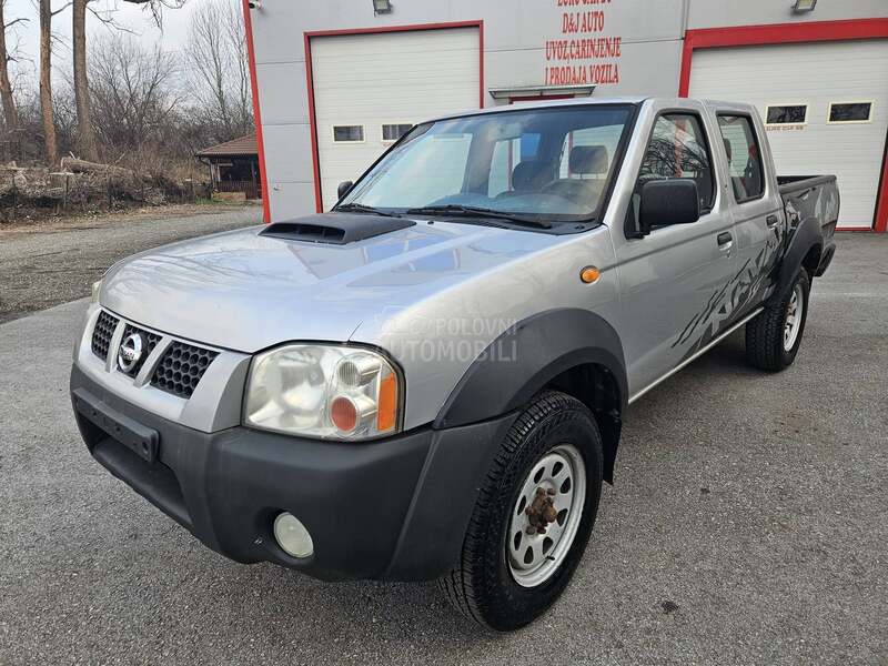 Nissan Navara NP300 K L I M A