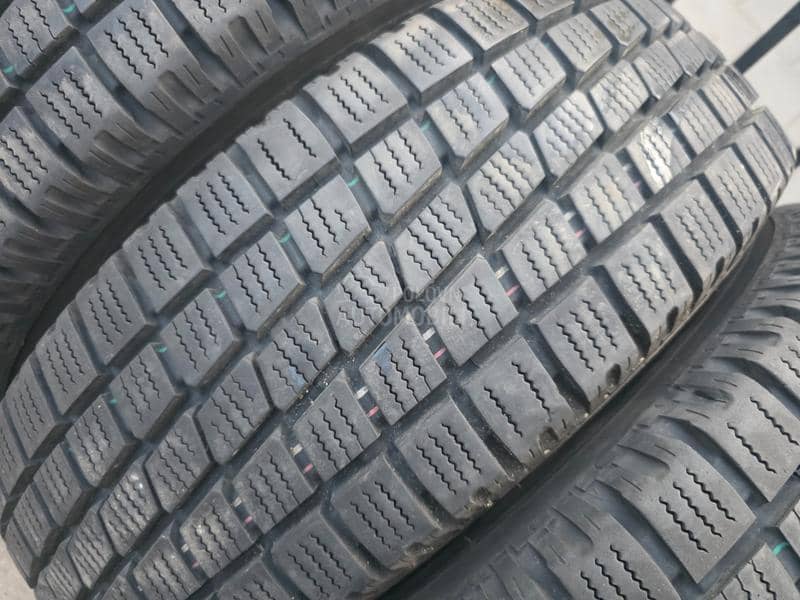 Toyo 215/70 R15 Sve sezone