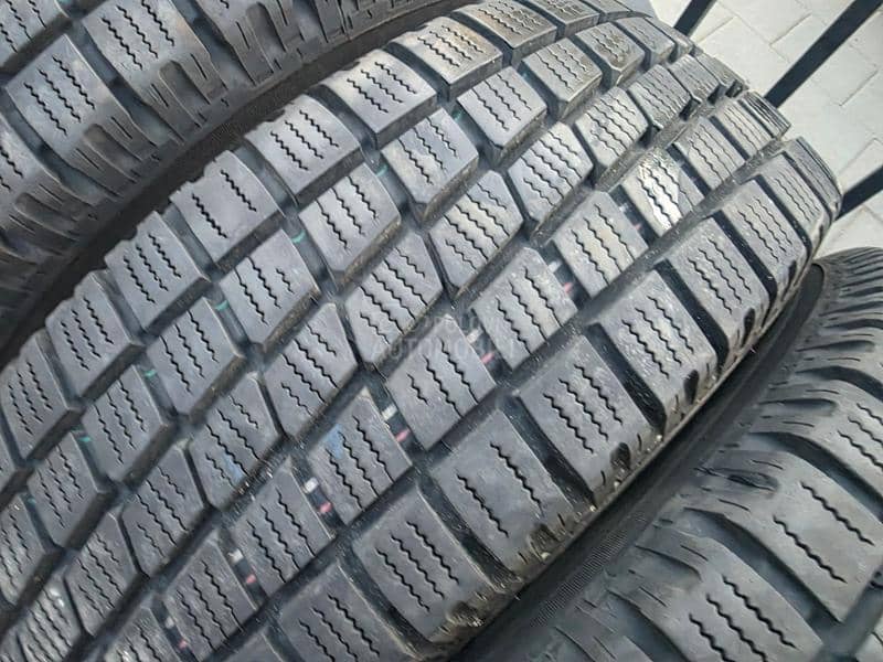 Toyo 215/70 R15 Sve sezone