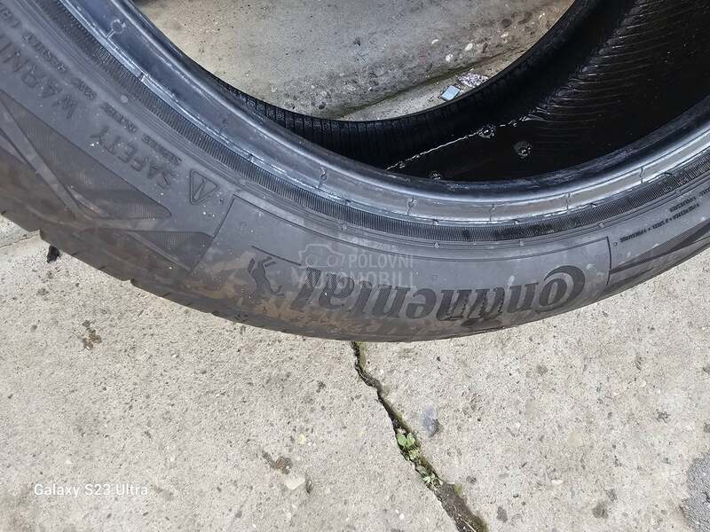 Continental 225/45 R18 Letnja